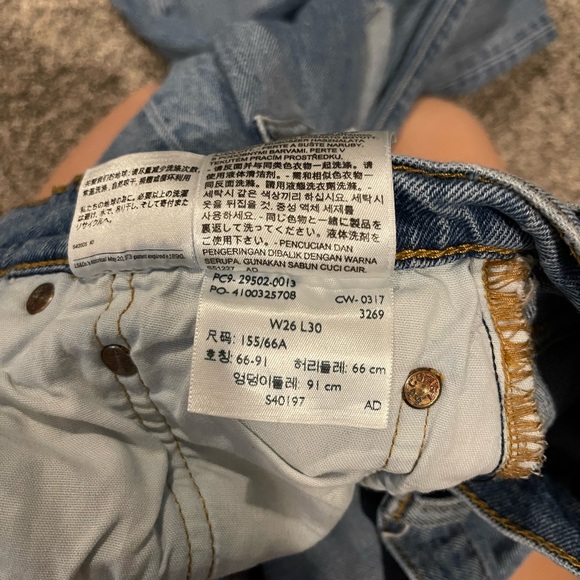 Levi’s 501 high rise jeans! - Picture 4 of 5